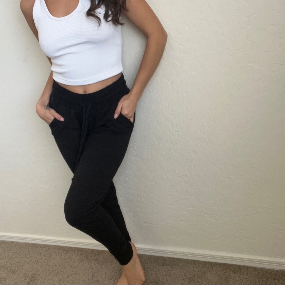 Free people FP Movement Sunny Skinny Drawstring Jogger Black Sweatpants